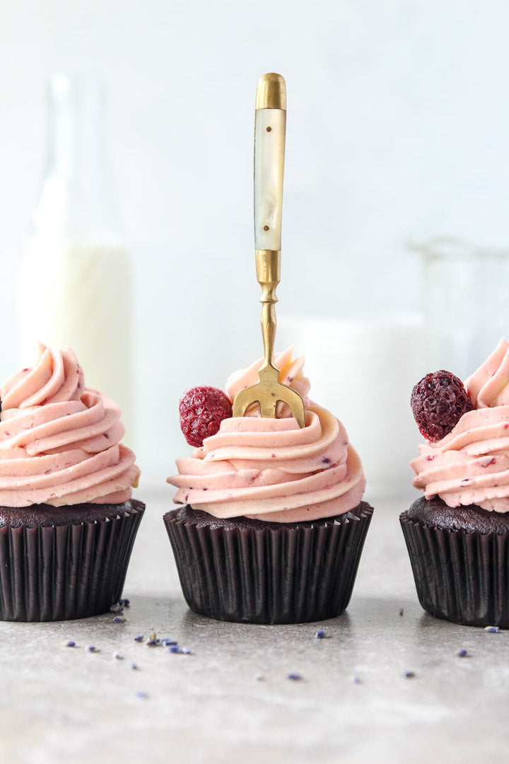 
                  
                    Large Dark Chocolate Cake & Cupcake Mix
                  
                